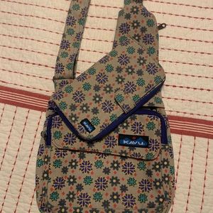 Kavu Crossbody/matching wallet